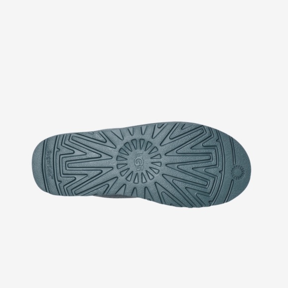 UGG Neumel Blue size 10 US - Picture 4 of 6